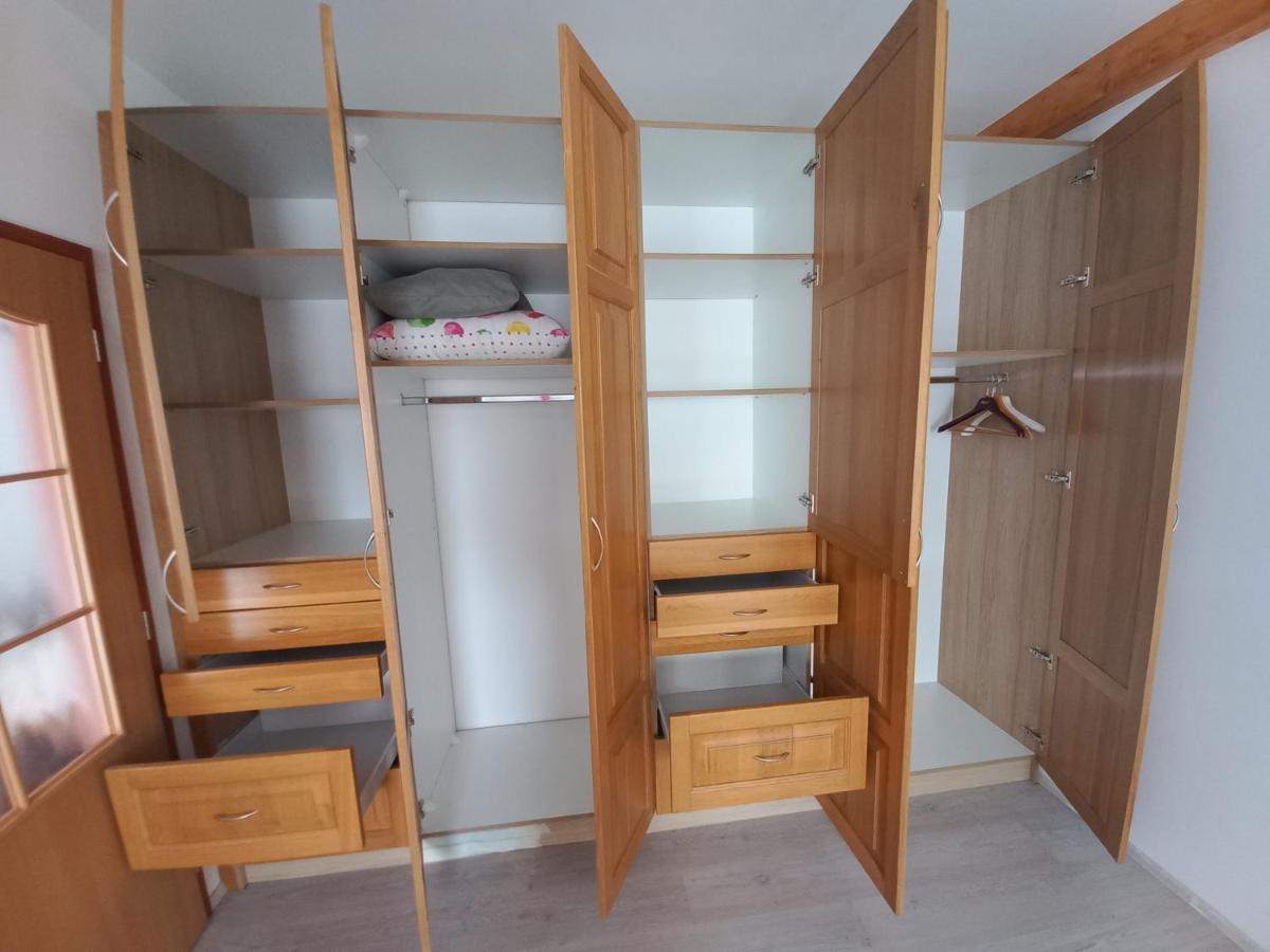 Apartmany Kocanda Jesenice  Экстерьер фото